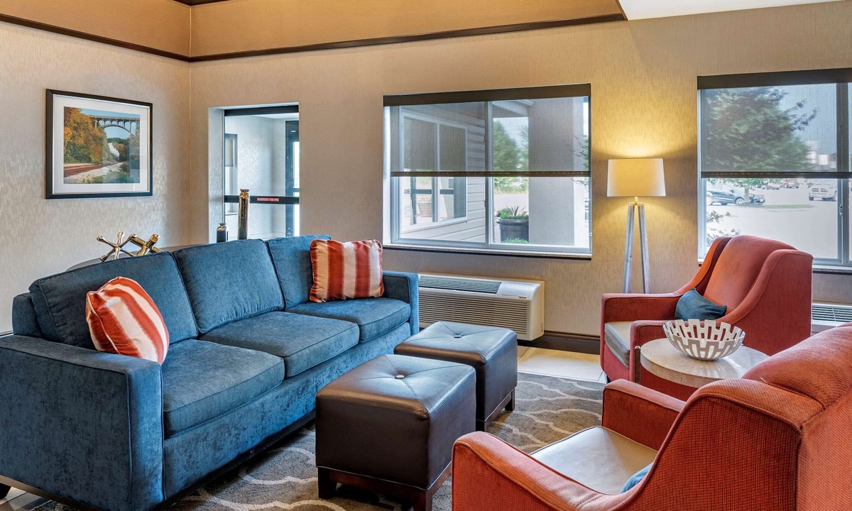 Columbus Hotel | Comfort Suites Columbus West - Hilliard