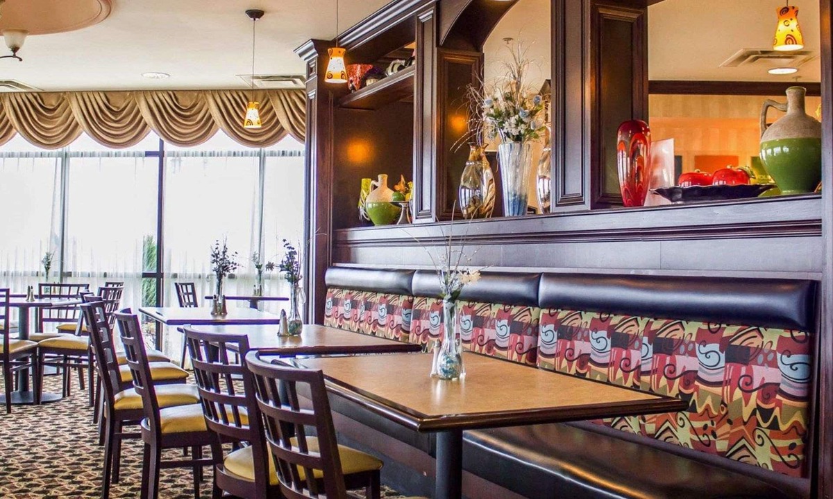 Edinboro Hotel | Comfort Suites Edinboro