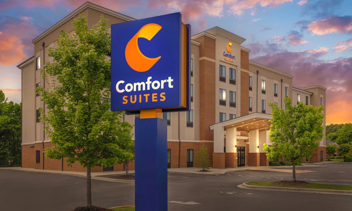 Greensboro Hotel | Comfort Suites Greensboro - High Point