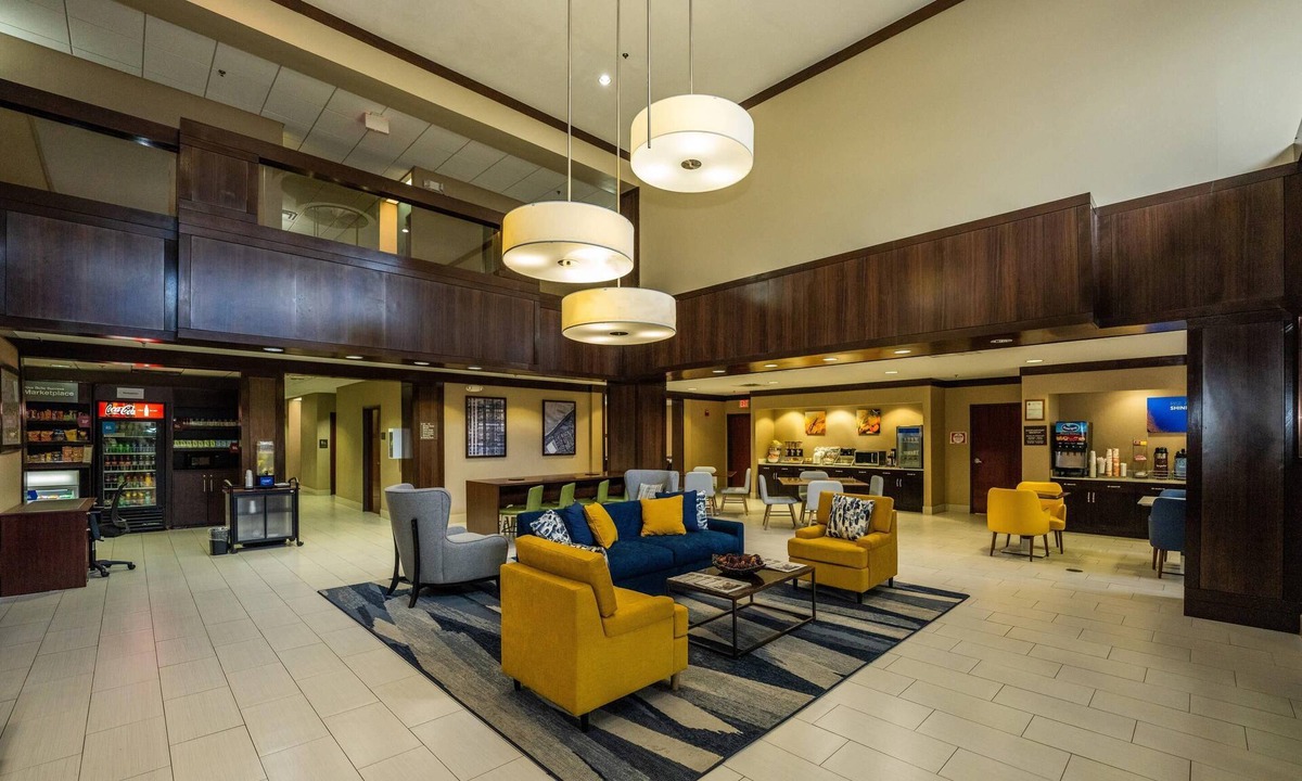 Barker Hotel | Comfort Suites Houston West at Clay Road