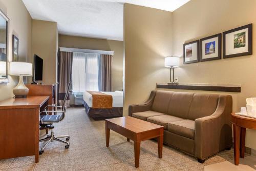 Jonesboro Hotel | Comfort Suites Jonesboro University Area
