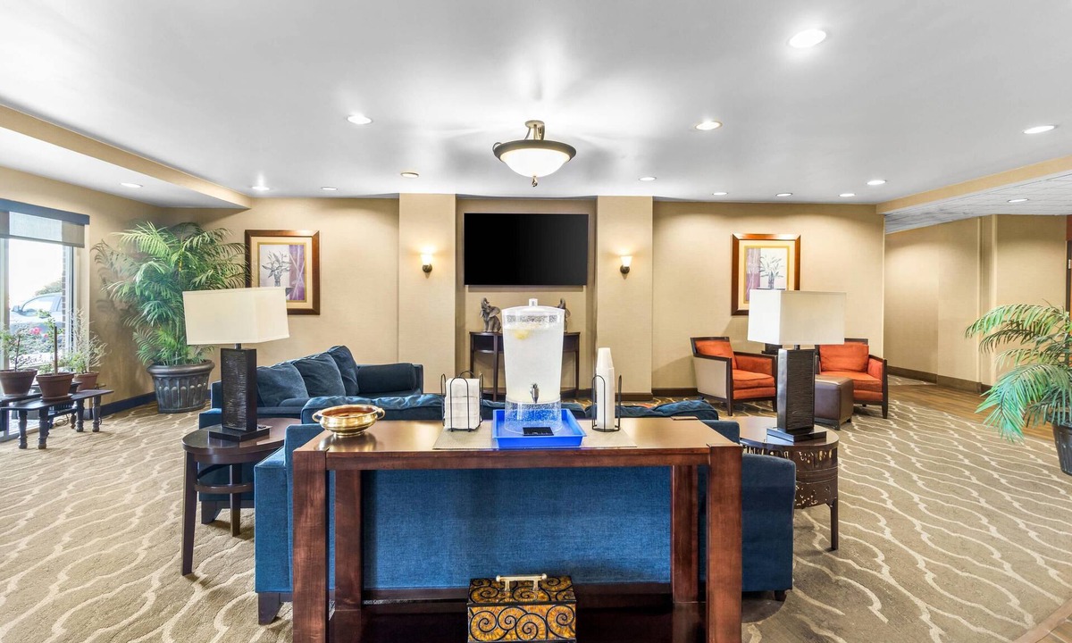 Mount Vernon Hotel | Comfort Suites Mount Vernon