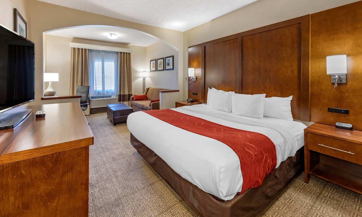Stevenson Ranch Hotel | Comfort Suites Near Six Flags Magic Mountain