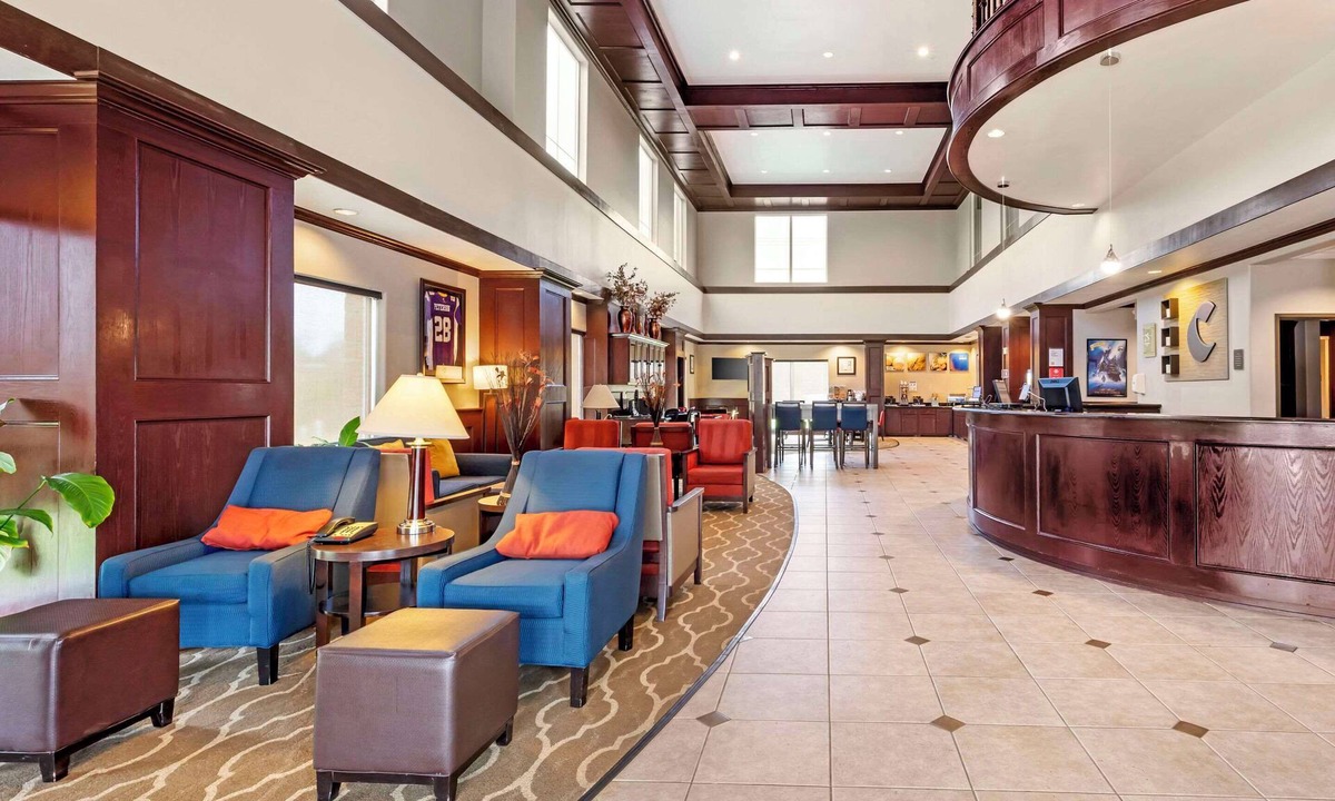 Palestine Hotel | Comfort Suites Palestine