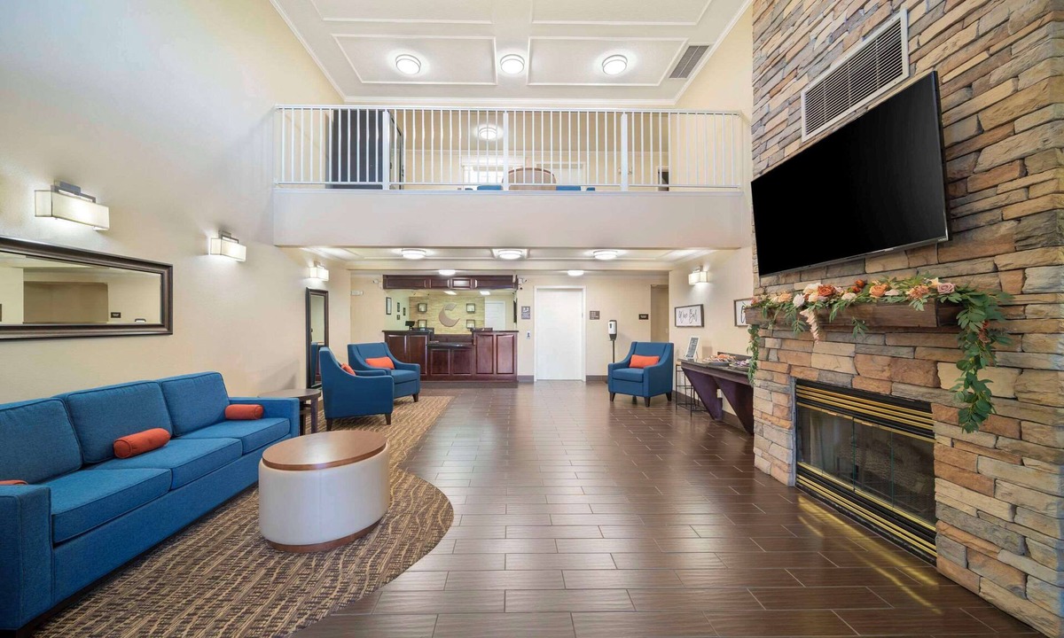 Red Bluff Hotel | Comfort Suites Red Bluff near I-5