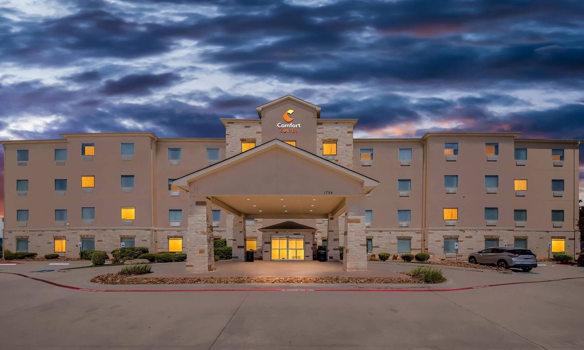 North San Antonio - SAT Hotel | Comfort Suites San Antonio North - Stone Oak