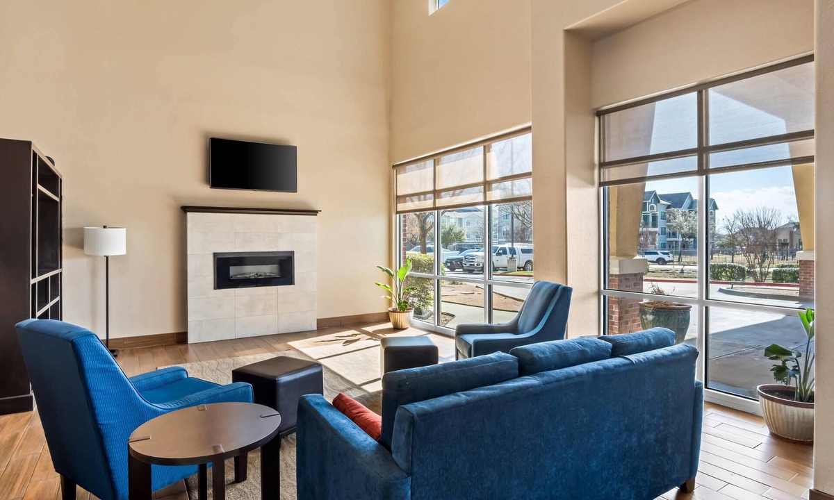 Waxahachie Hotel | Comfort Suites Waxahachie - Dallas