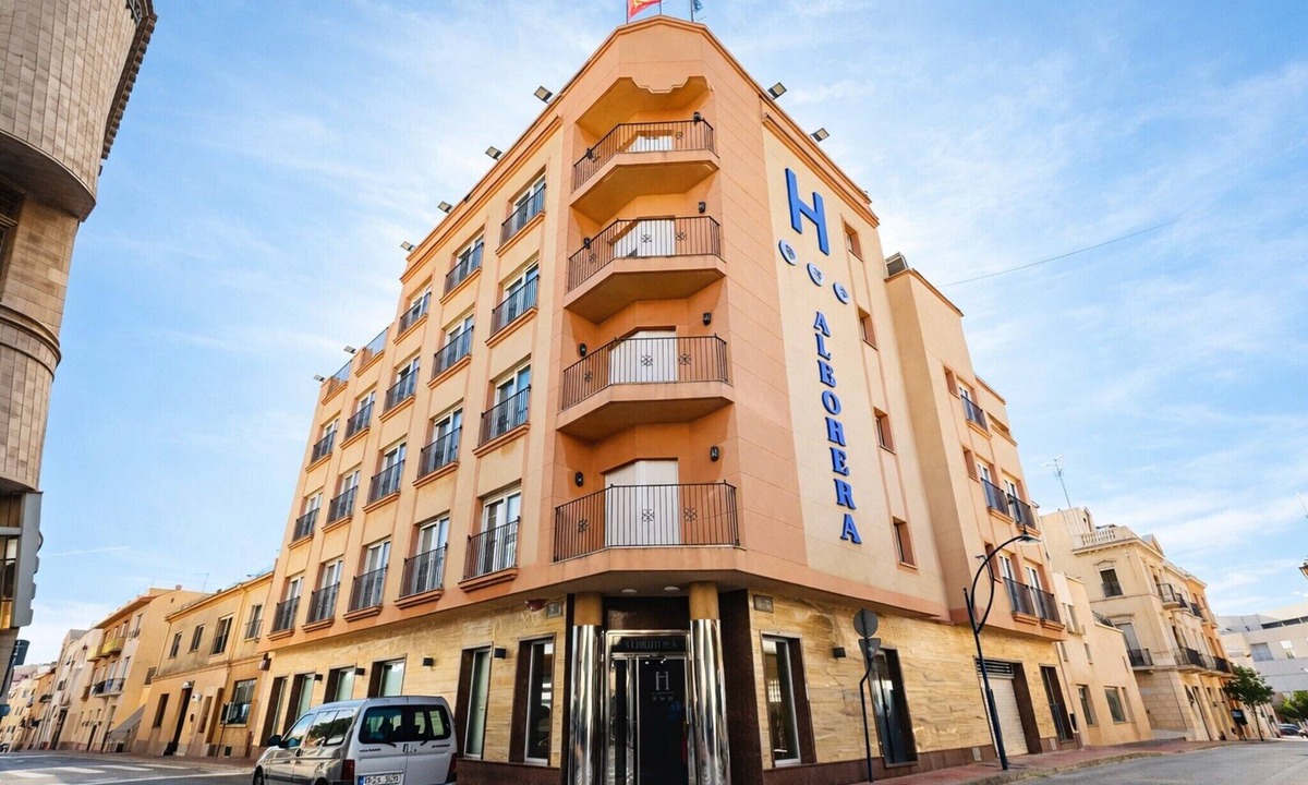 Santiago de la Ribera Apartment | Comfortable Double Room at Hotel Albohera Playa