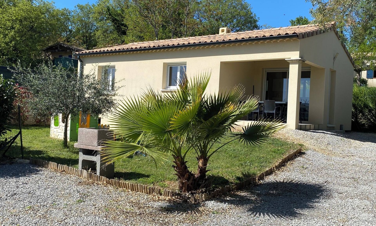 Saint-Martin-d'Ardeche House | Comfortable furnished cottage Saint Martin d'Ardèche