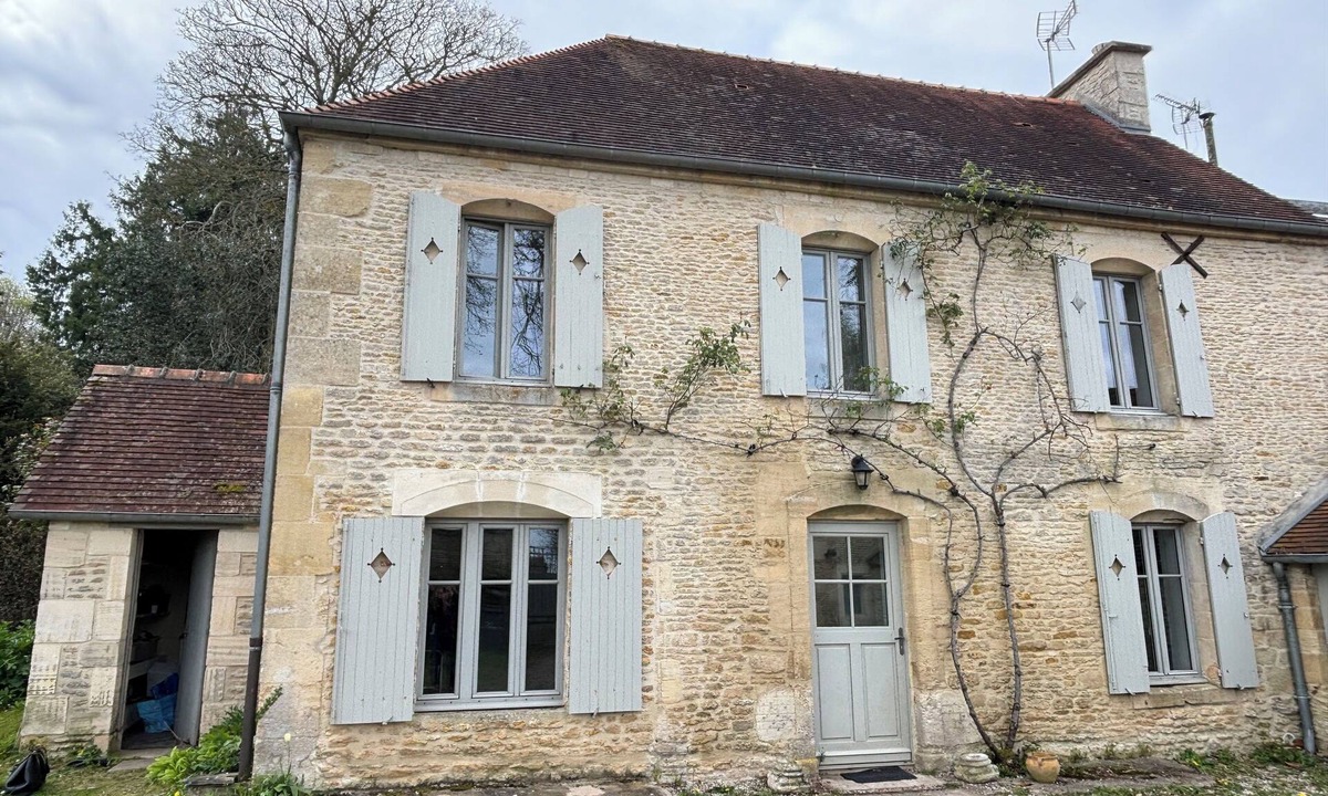 Villons-les-Buissons House | Comfortable, quiet house in the grounds of a manor house between Caen and the sea