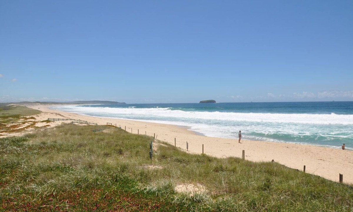 Buff Point House | Comfortable 1 bedroom duplex close to everything