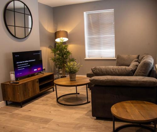 Stevenage Apartment | Comfortable 3 bed house in central location, Stevenage