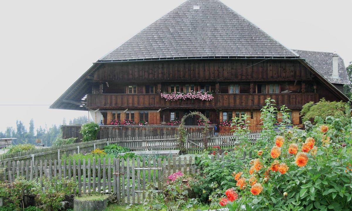 Trub Other | Comfortable 3 bedroom apartment with rural charm in Emmental farmhouse