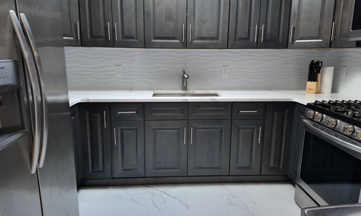 Rochdale Apartment | Comfortable 3BDR 2BR home away from home. Close to JFK AIRPORT