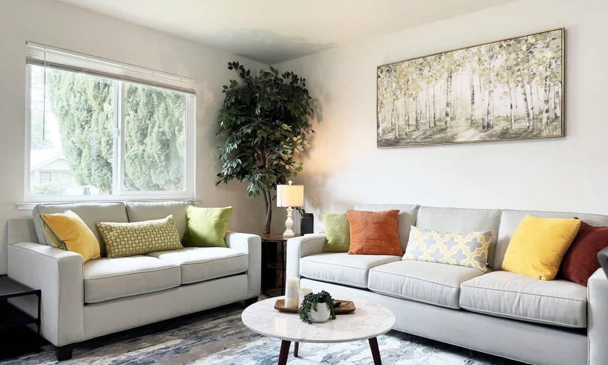 Northside House | Comfortable 4BR Heart Downtown SJ Central AC Sjsu