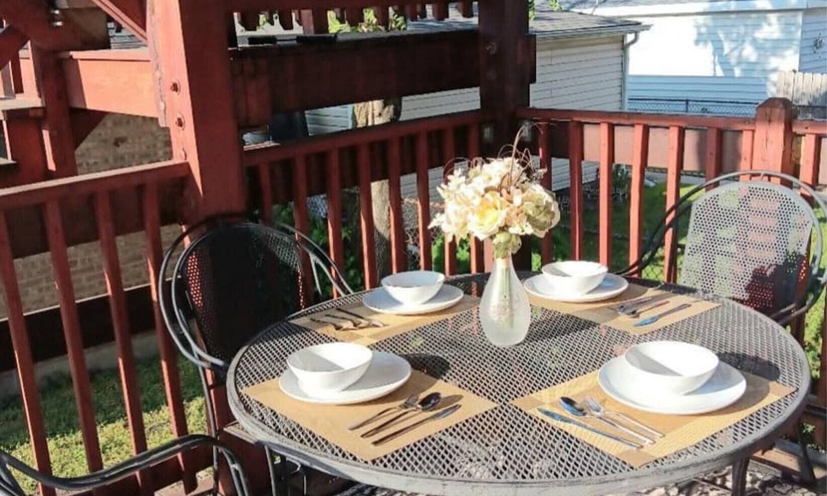Forestview Apartment | Comfortable and Cozy 3 bedroom Apartment