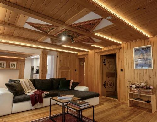 Zernez Apartment | Comfortable and modern apartment in Zernez