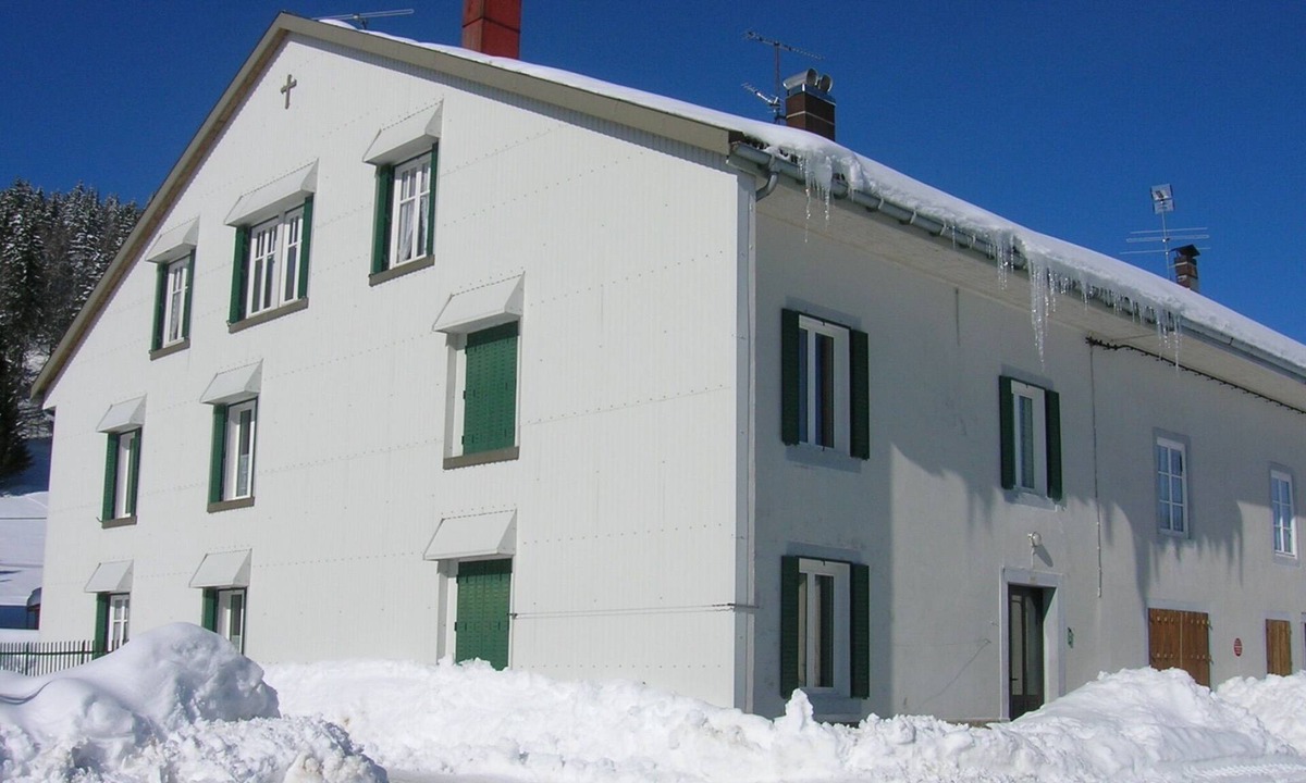 Bois-d'Amont Apartment | COMFORTABLE AND SPACIOUS APARTMENT