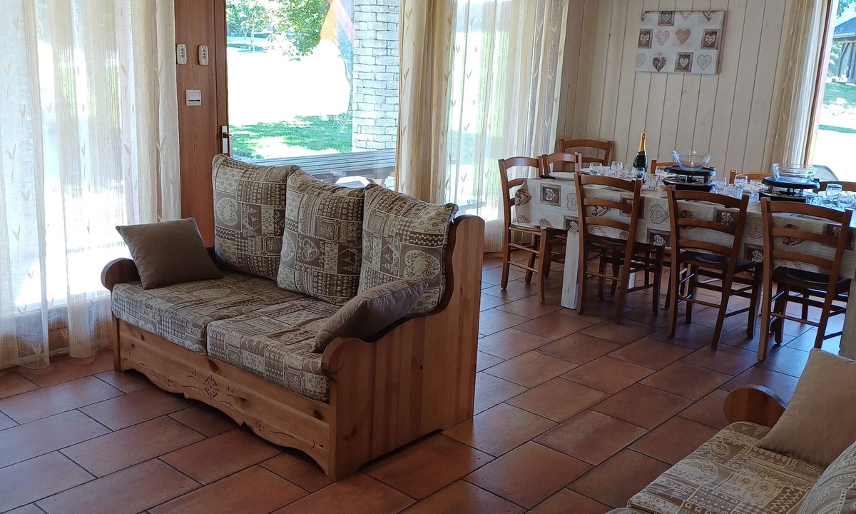 Albiez-le-Vieux Apartment | Comfortable apartments in the heart of the village for 2 to 10 people