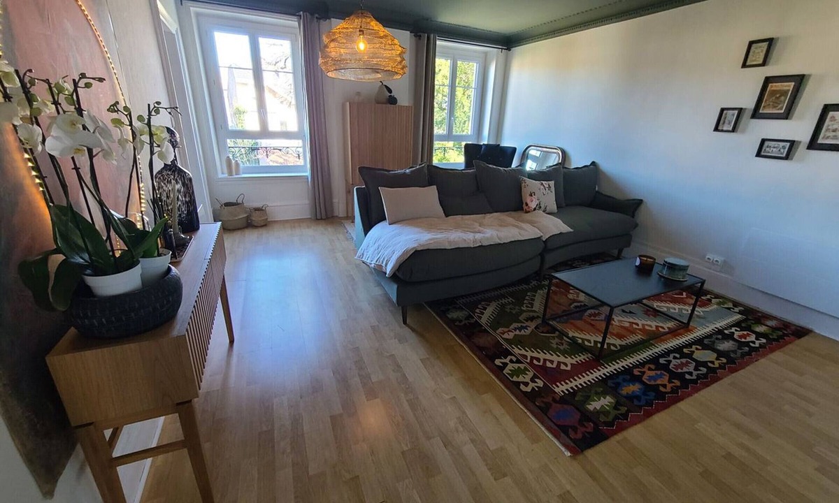 Epinal Apartment | Comfortable apartment for 4 in Épinal with private parking