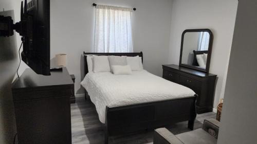 Irvington Apartment | Comfortable Apartment