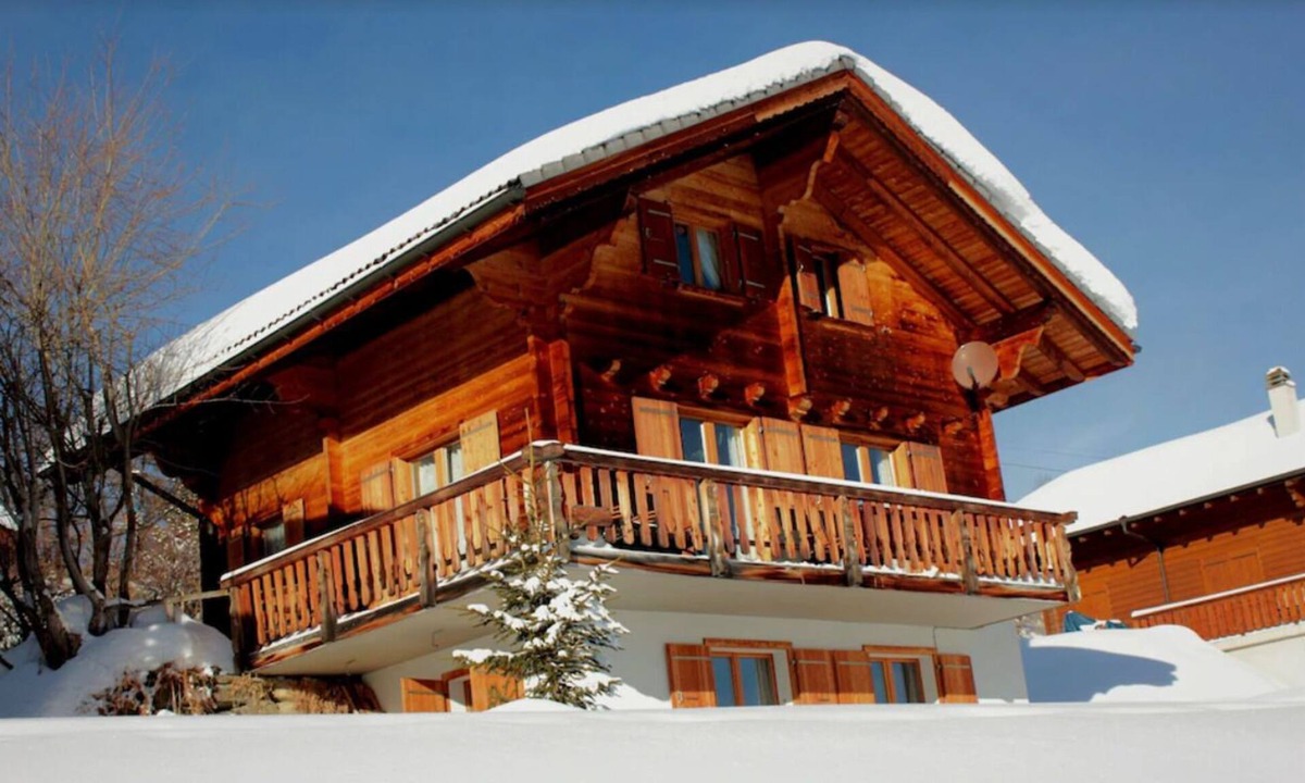 Vex Ski Chalet | Comfortable chalet at 1900m directly on the 4 Vallees piste