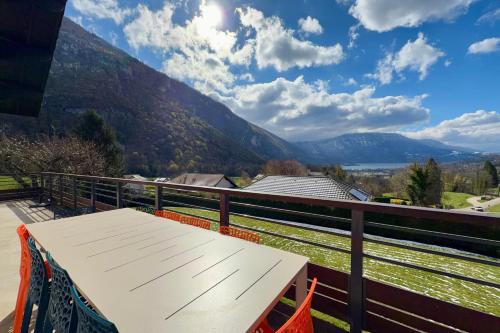 Nances Ski Chalet | Comfortable Chalet - View of Lake Aiguebelette