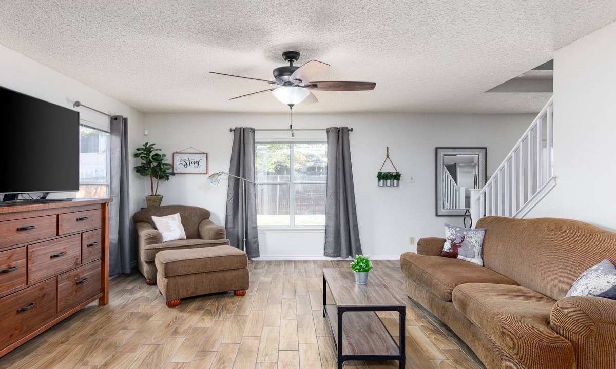 Converse House | Comfortable CLEAN living! Pilot PIT Perfect!