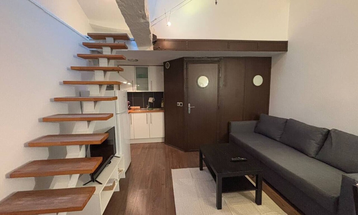 Clermont-Ferrand Apartment | Comfortable duplex - Ideal location