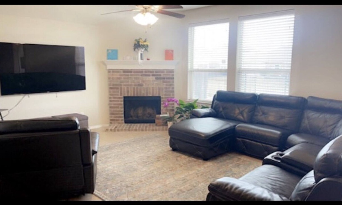 Wylie House | Comfortable family home in Wylie