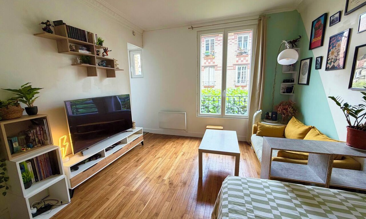 Issy-les-Moulineaux Apartment | Comfortable studio close to the Seine