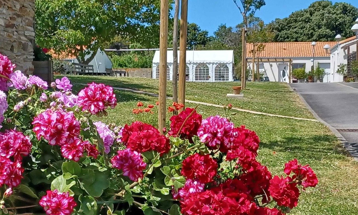 Olonne-sur-Mer House | Comfortable accommodation ideal for families, 5 minutes from the beach and port.
