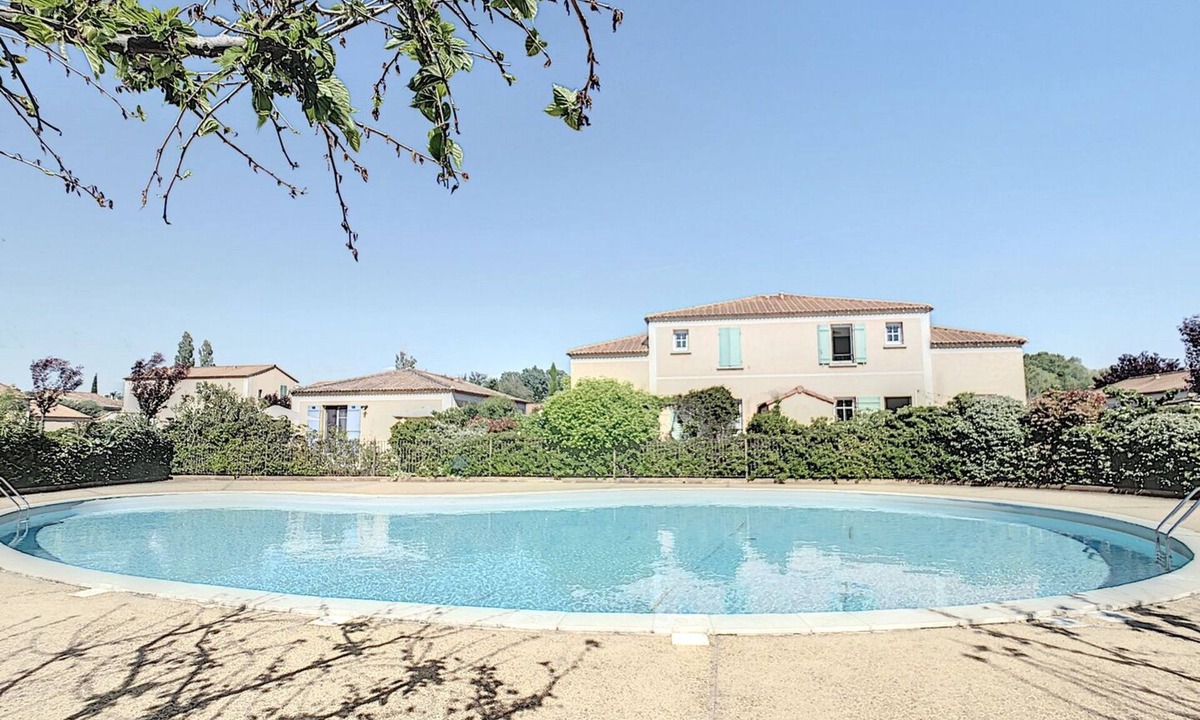 Loriol-du-Comtat House | Comfortable house, 2 air-conditioned bedrooms, private swimming pool