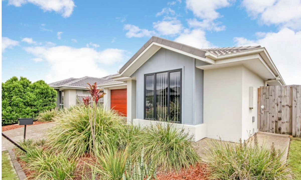 North Lakes House | Comfortable Home for You