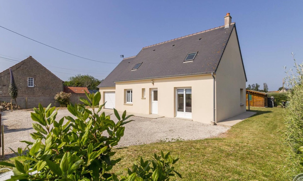 Montfarville Cottage | Comfortable house near Barfleur with parking