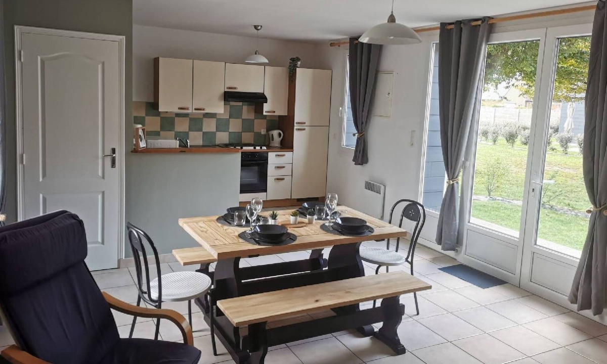 Gouville-sur-Mer House | Comfortable individual lodgings in a natural setting.