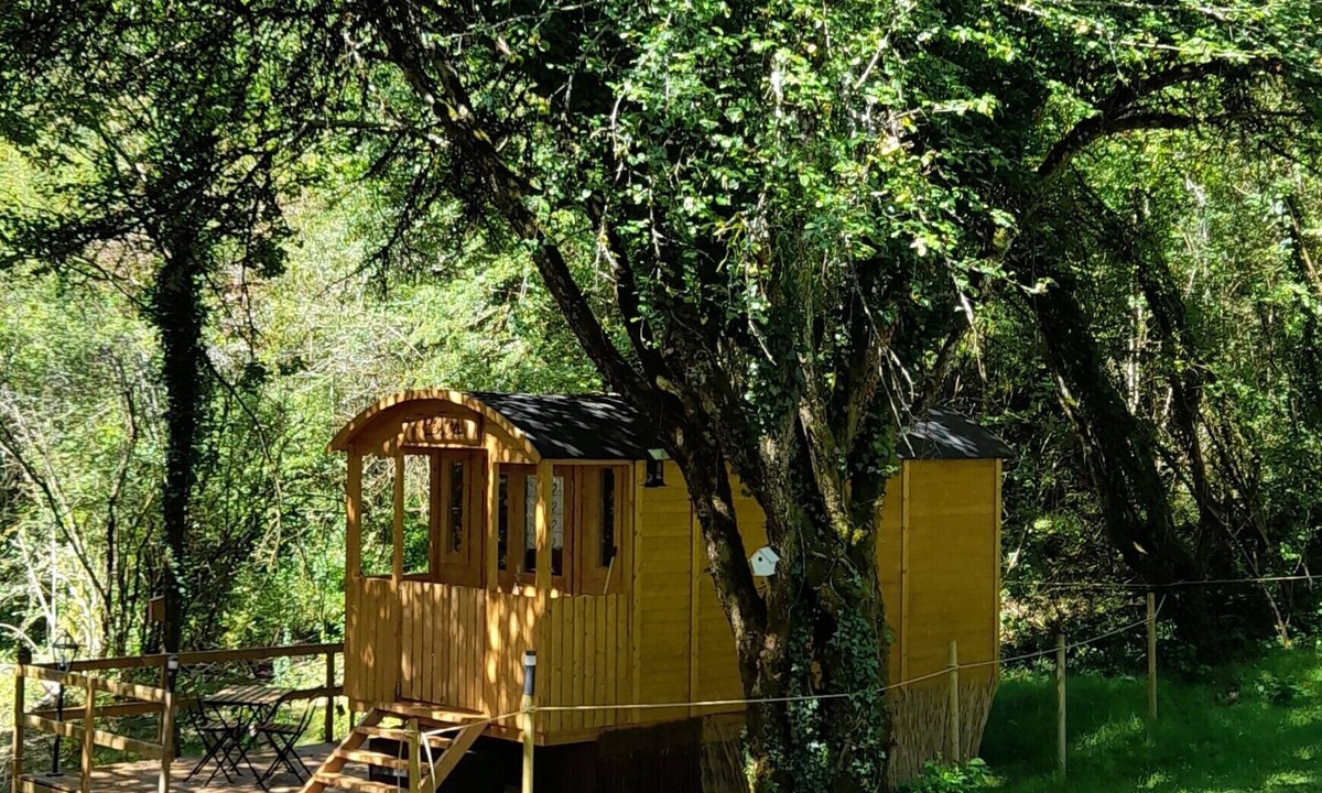 Ornans House | Comfortable little trailer