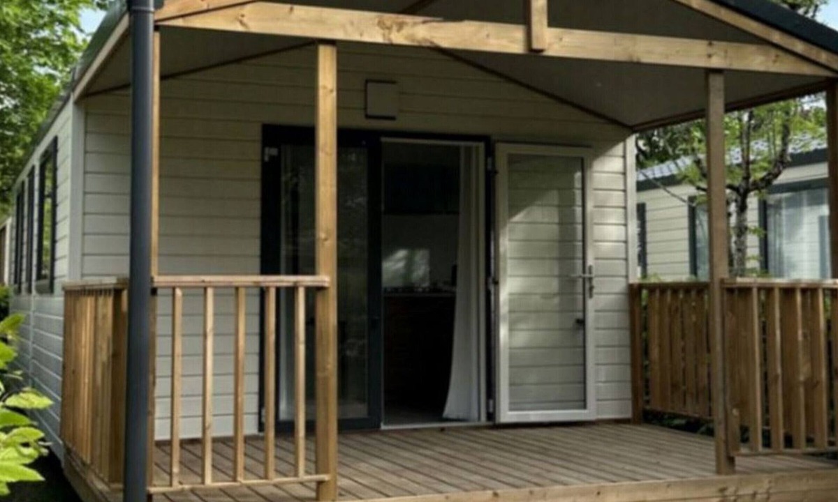 Challes-les-Eaux House | Comfortable mobile home with terrace in Challes-les-Eaux