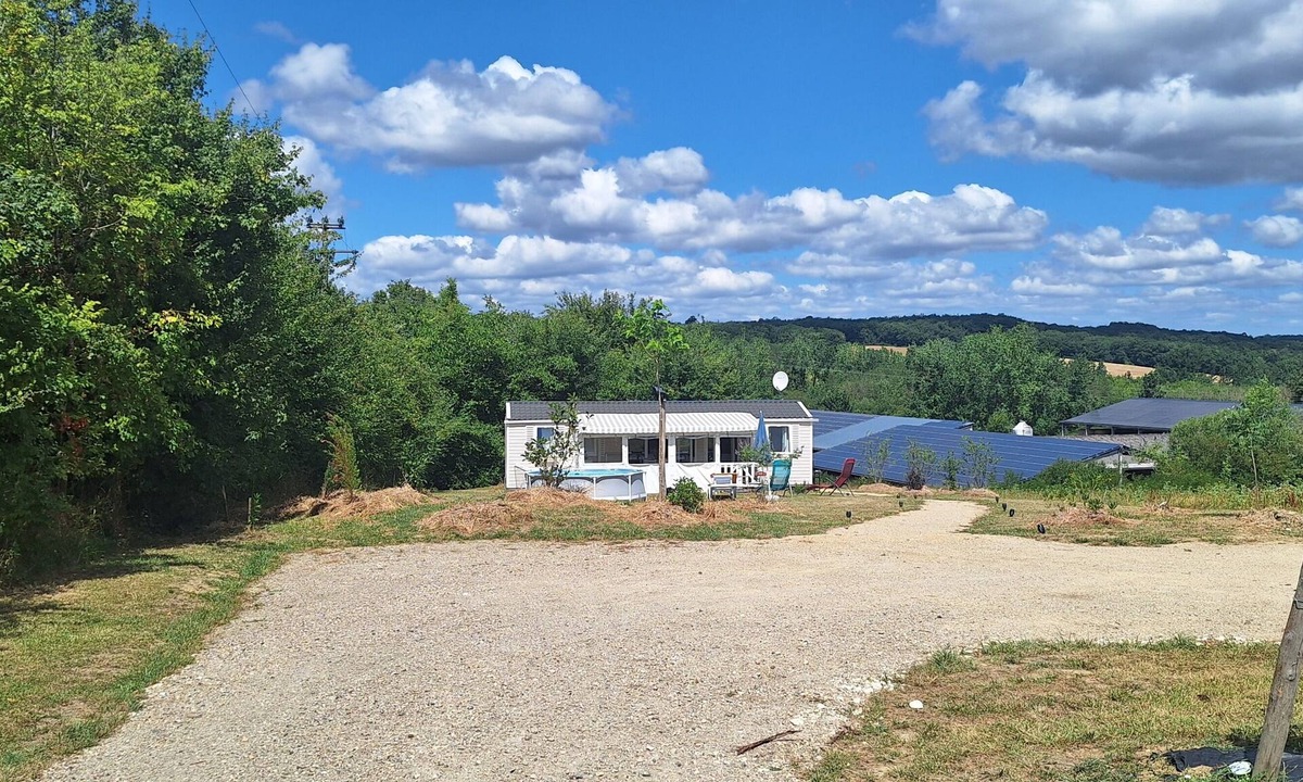 Bourgougnague House | Comfortable mobile homes