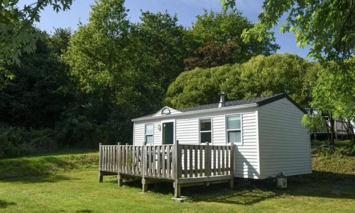Commequiers House | Comfortable mobile home with terrace for 4 people