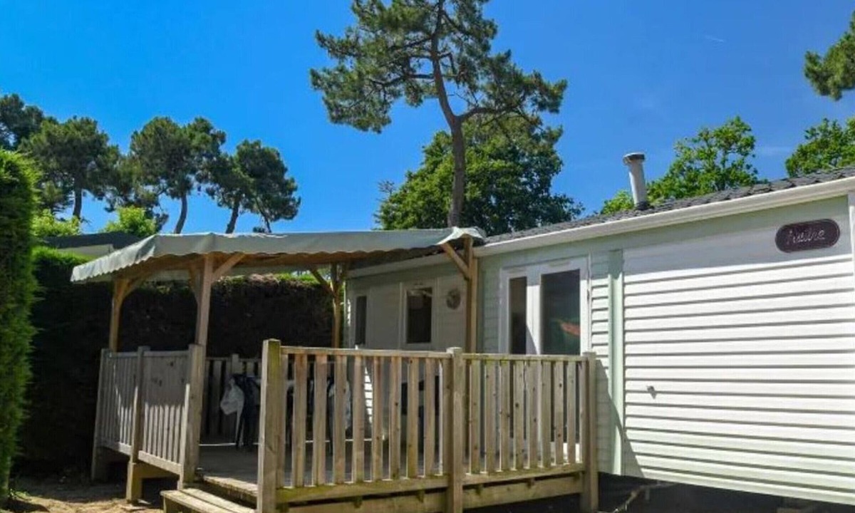 Jard-sur-Mer House | Comfortable Mobile Home with Terrace for 6 ppl.