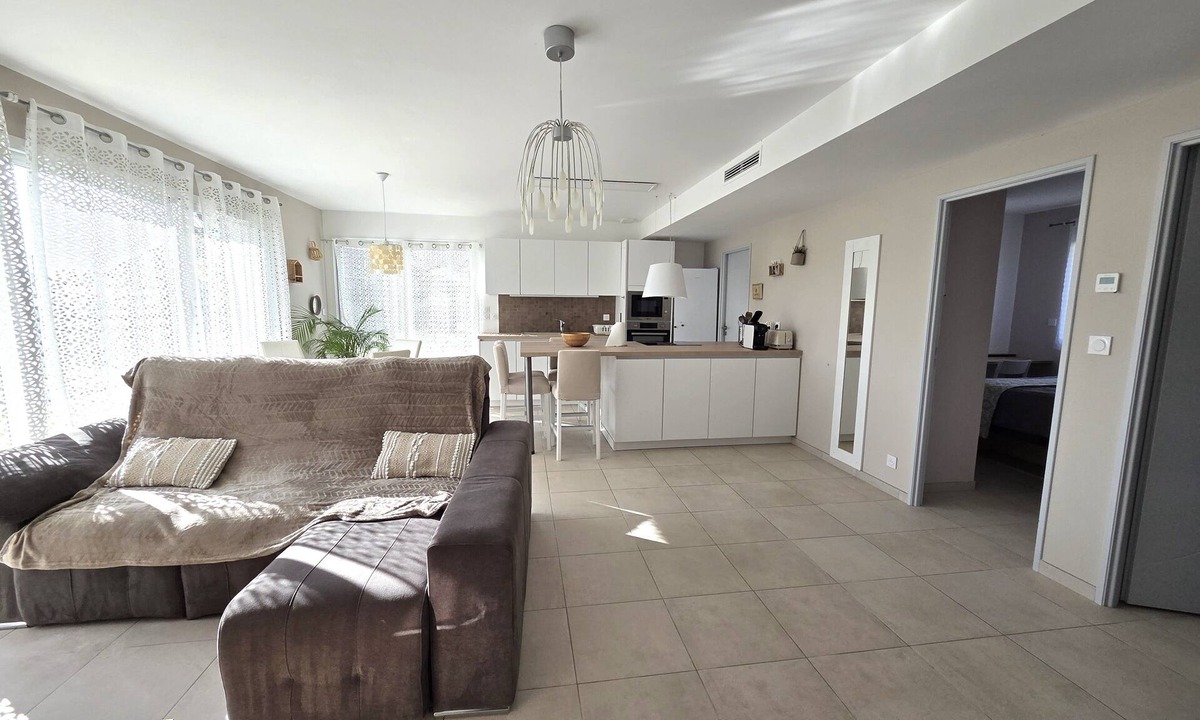 Peyssies House | Comfortable new house in quiet neighborhood 5 minutes from A64 motorway