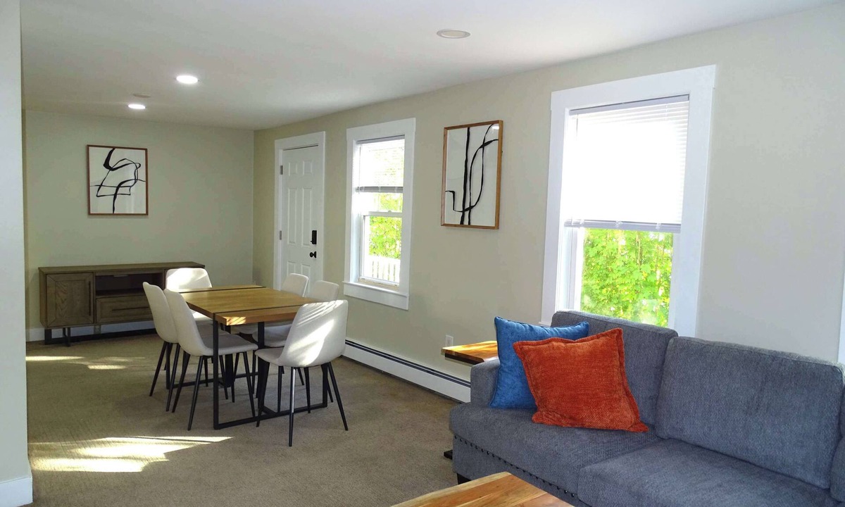 Framingham Apartment | Comfortable Renovated 3 Bed Apartment