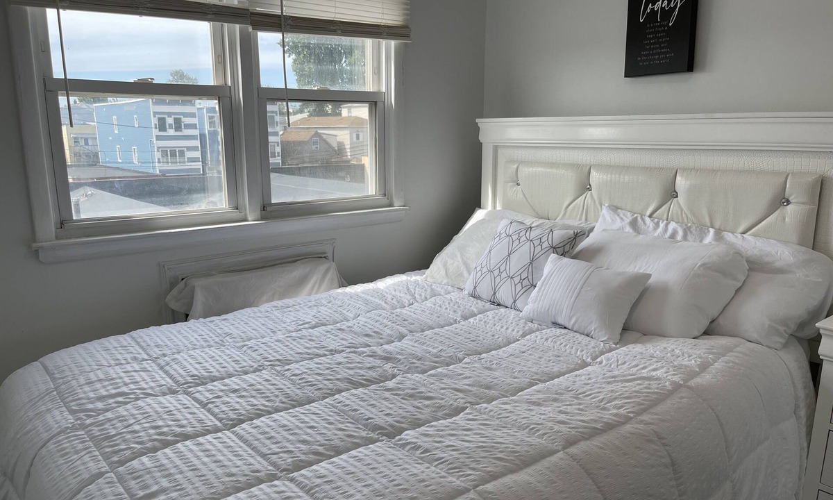 Greenville Apartment | Comfortable Room in Bayonne