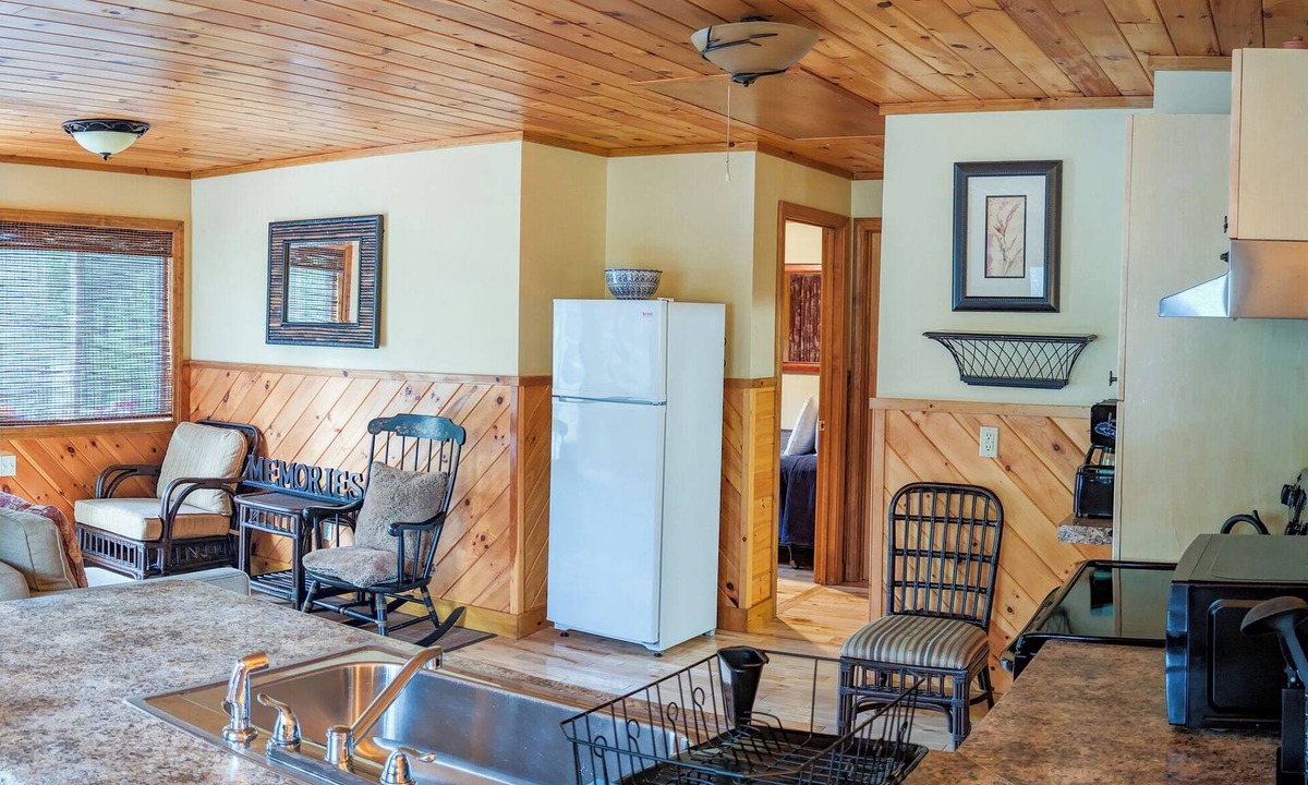 Bar Harbor Cabin | Comfortable & Rustic Cabin Acadia Cabin 16