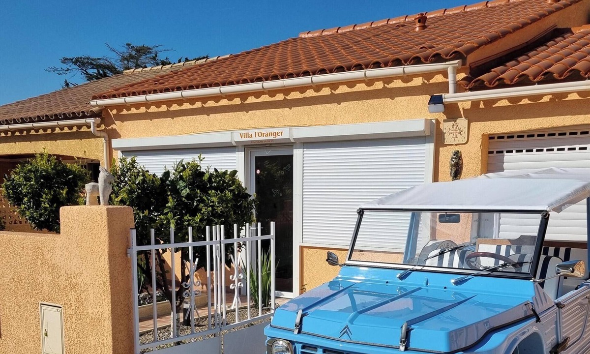 Sigean Villa | Comfortable single-storey villa with garage, parking, veranda terrace.