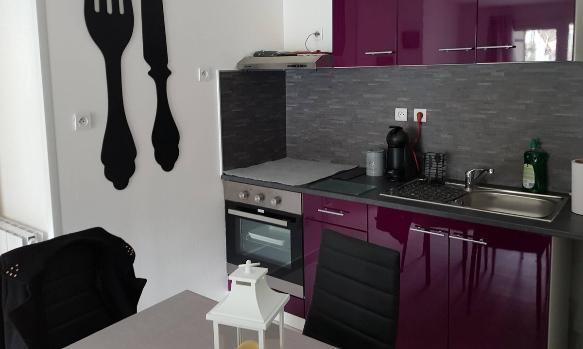 Digne-les-Bains Apartment | Comfortable spa pool apartment ... tennis