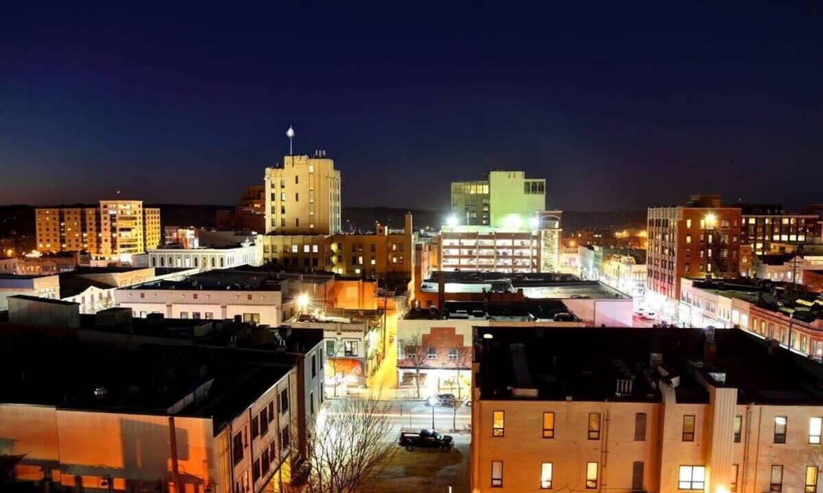 Ann Arbor Apartment | Comfortable stay steps from The Big House
