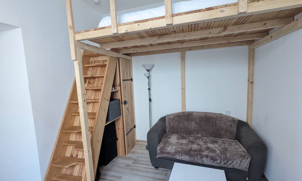 Boutonnet Apartment | Comfortable studio of 18 m² for 2 people.