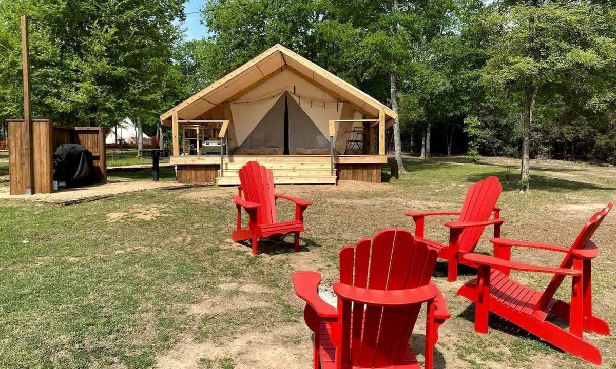 Bastrop RV Rental | Comfortable Texas Glamping Rental on Lake Bastrop